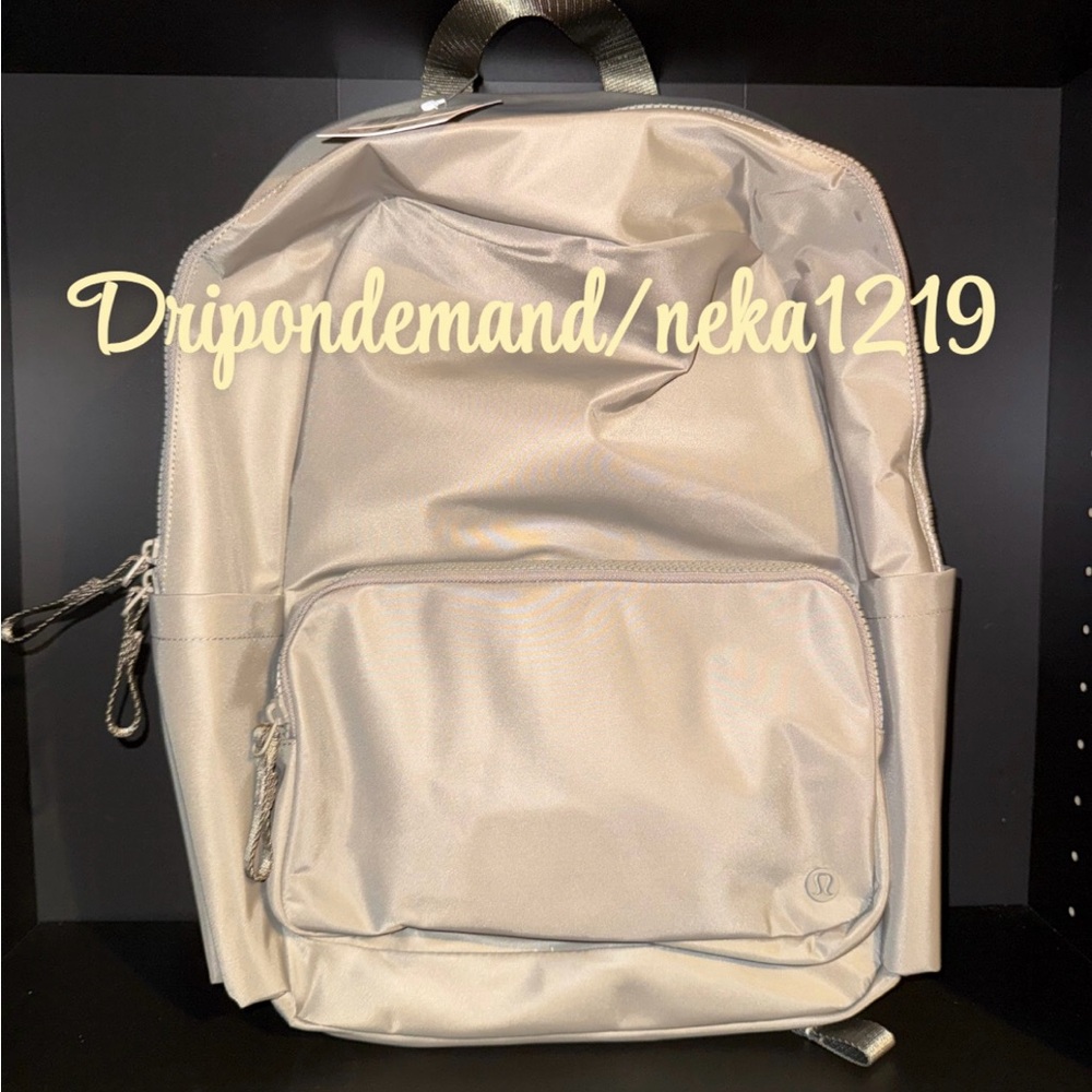 Lululemon Everywhere Backpack 22L- Warm Ash Grey/Sheer Oak - Picture 3 of 10